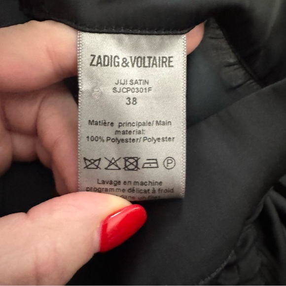 Like 🆕 Zadig & Voltaire black satiny ruched detail black skirt - Picture 9 of 9